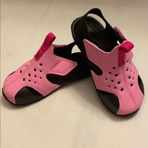 🌸Toddler girls Nike Sandals🌸